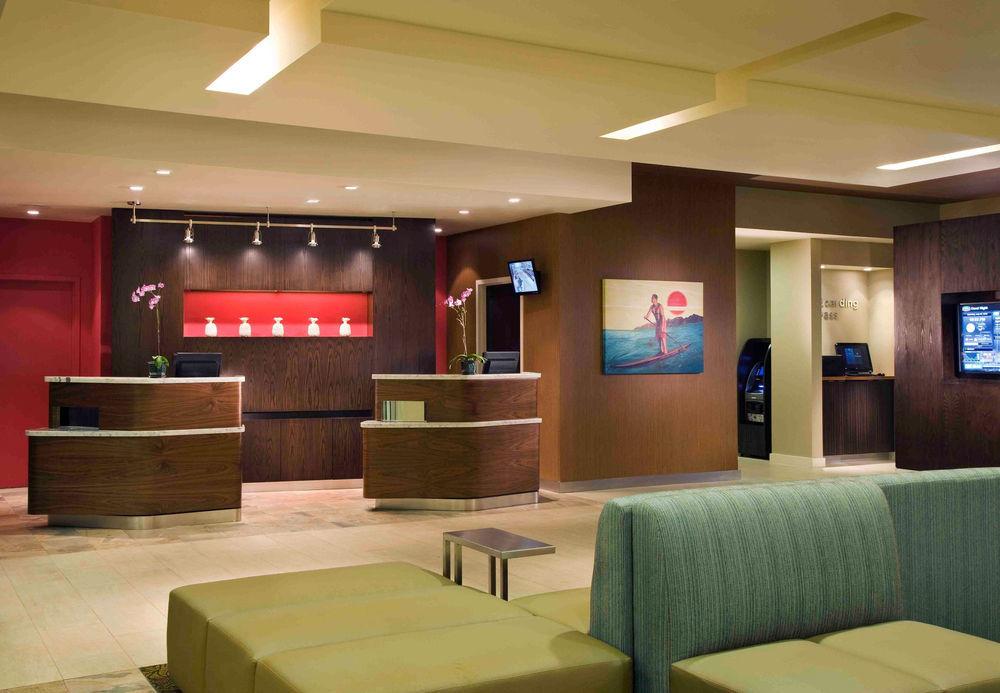 Courtyard By Marriott Maui Kahului Airport Hotel Exterior foto