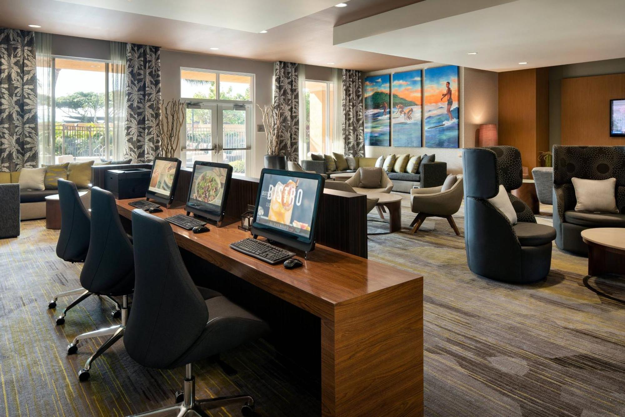 Courtyard By Marriott Maui Kahului Airport Hotel Exterior foto