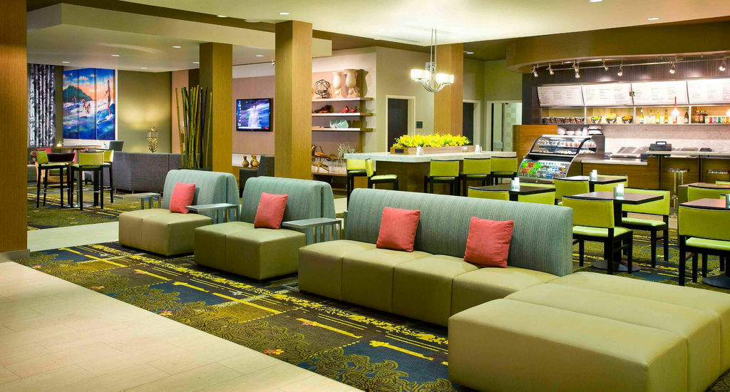 Courtyard By Marriott Maui Kahului Airport Hotel Exterior foto
